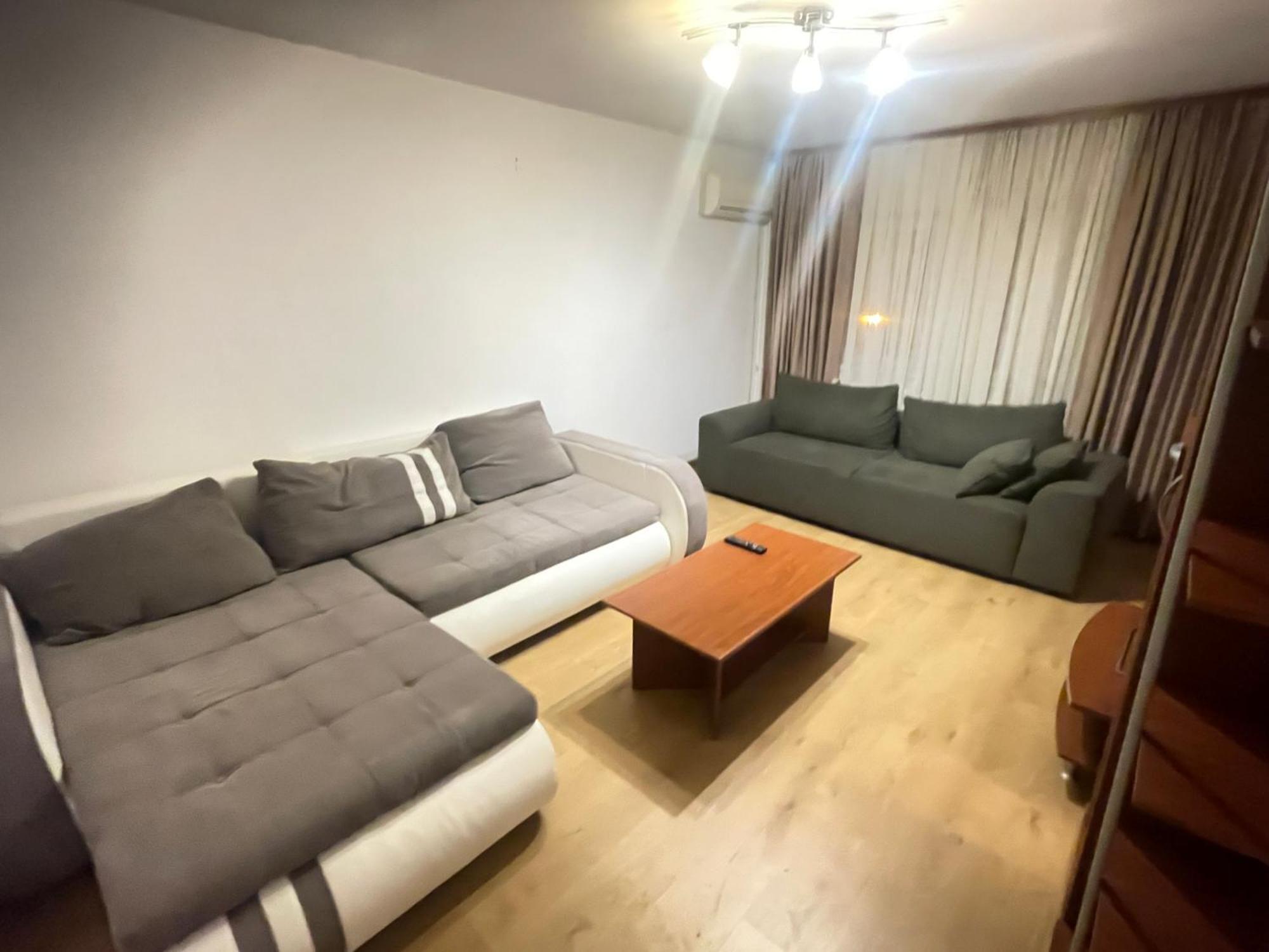 Family Cave Apartment Oradea Exterior foto